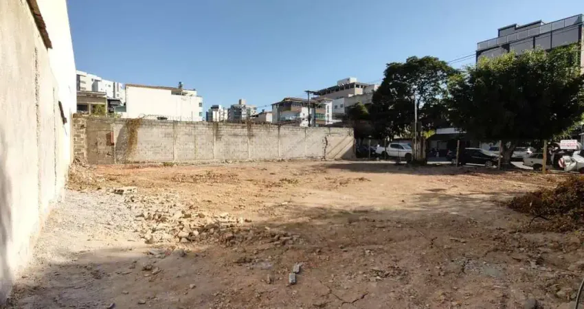 Terreno comercial para alugar no Bom Pastor, Divinópolis 