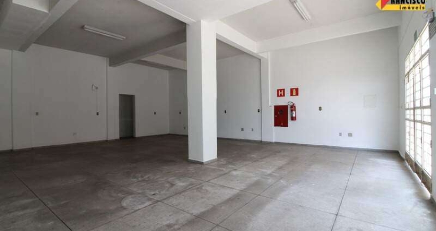 Ponto comercial para alugar no Planalto, Divinópolis 