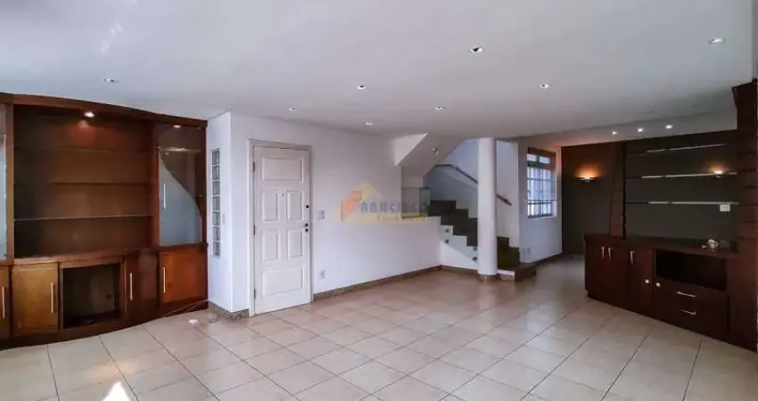 Casa para aluguel, 3 quartos, 1 suíte, 2 vagas, Bom Pastor - Divinópolis/MG