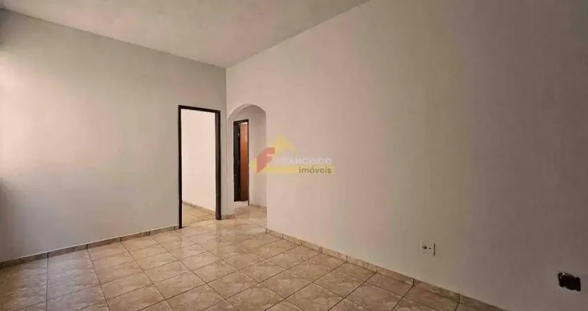 Casa com 2 quartos para alugar no Ipiranga, Divinópolis