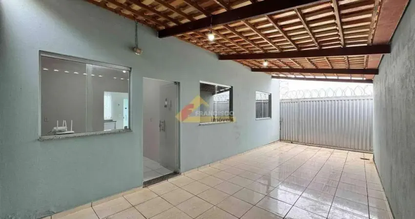 Casa para aluguel, 3 quartos, 1 vaga, Davanuze - Divinópolis/MG