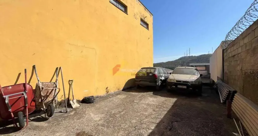 Garagem para alugar no Nações, Divinópolis 