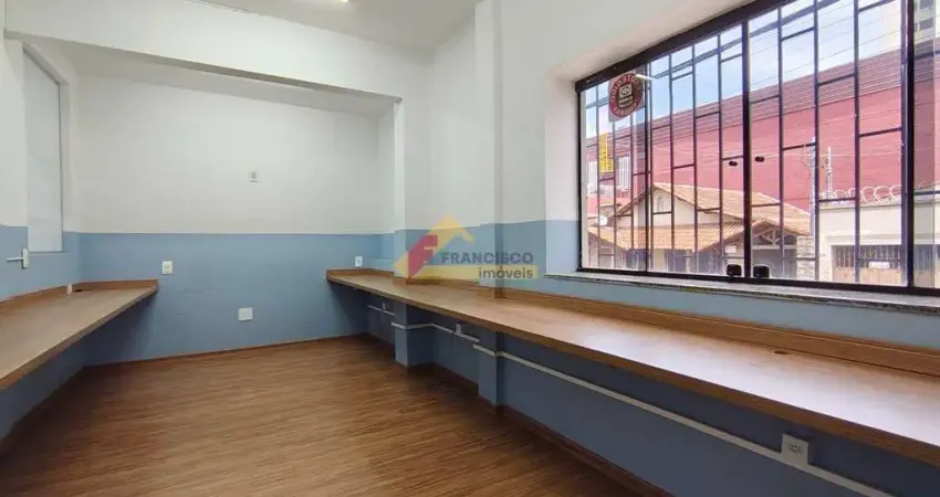 Casa comercial para alugar no Centro, Divinópolis 