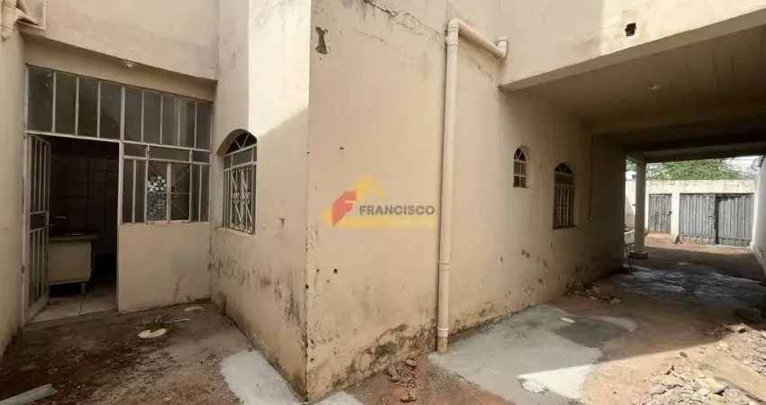 Apartamento com 3 quartos para alugar no Belvedere, Divinópolis 