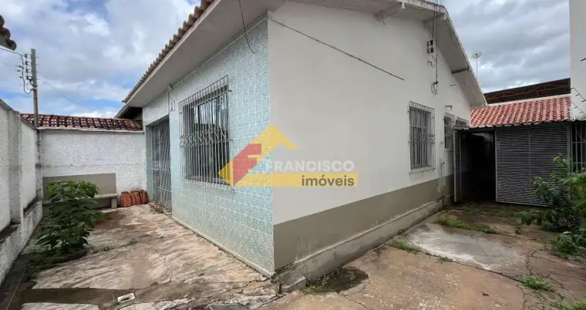 Casa comercial para alugar no Sidil, Divinópolis