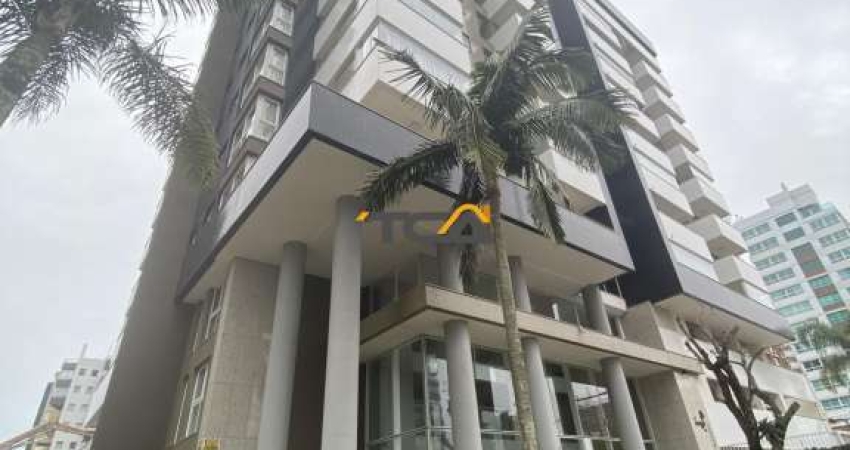 Apartamento mobiliado, 02 suítes,  ótima localização, oportunidade de moradia ou
