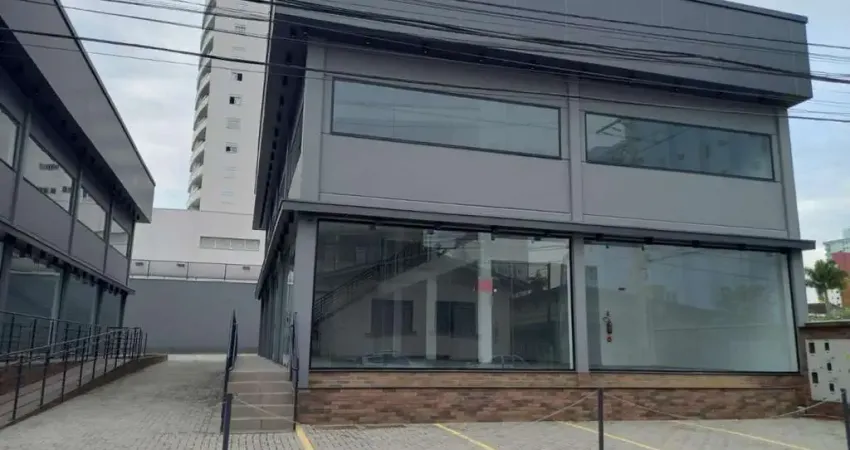 Galpão para Locação em Brusque, CENTRO, 2 banheiros, 20 vagas