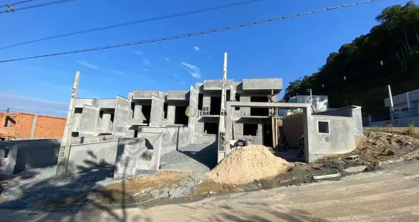 Casa para Venda em Brusque, Rio Branco, 2 dormitórios, 1 banheiro, 2 vagas