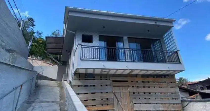 Casa para locação em brusque, primeiro de maio, 2 dormitórios, 1 banheiro, 1 vaga