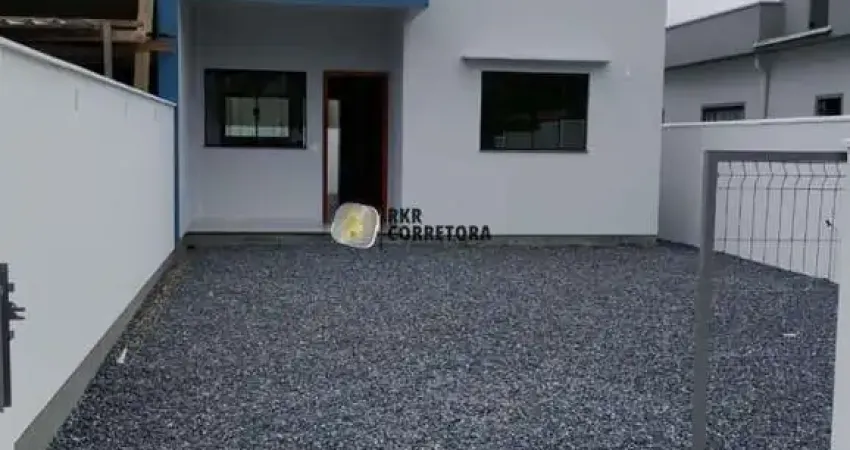 Casa para Venda em Guabiruba, Pomerânia, 2 dormitórios, 1 banheiro, 4 vagas