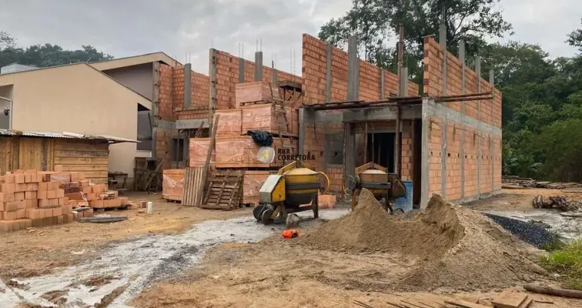 Casa para venda em brusque, souza cruz, 2 dormitórios, 2 suítes, 2 banheiros, 2 vagas
