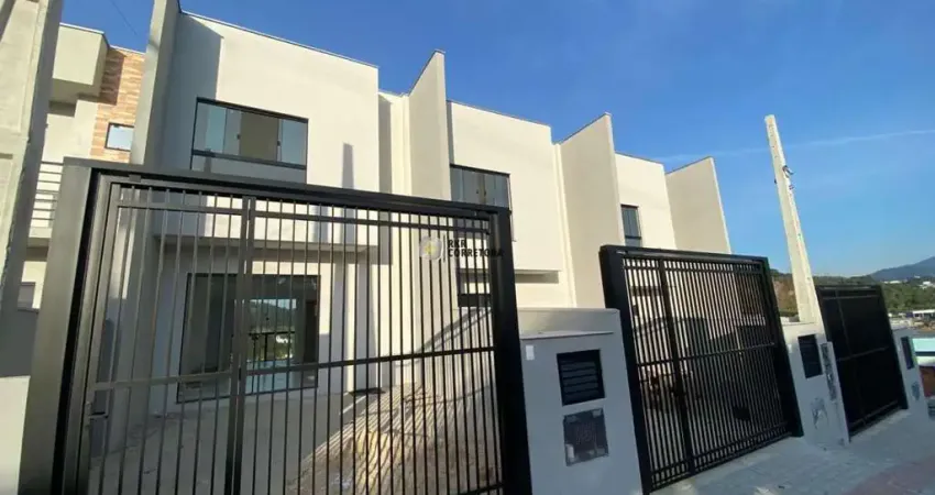 Casa para Venda em Brusque, Dom Joaquim, 3 suítes, 1 banheiro, 1 vaga