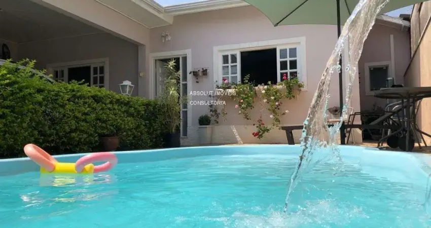 Imperdível oportunidade de casa à venda em Indaiatuba-SP, no Jardim Regina: 3 quartos, 1 suíte, 2 salas, 4 banheiros, 4 vagas de garagem, 225,00 m²!