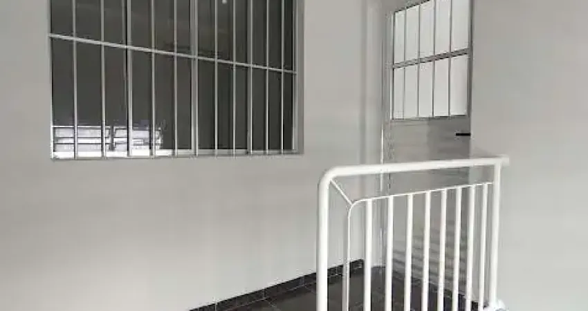 Casa com 3 quartos para alugar na Rua Professor Cortines Laxo, Vila Primavera, São Paulo