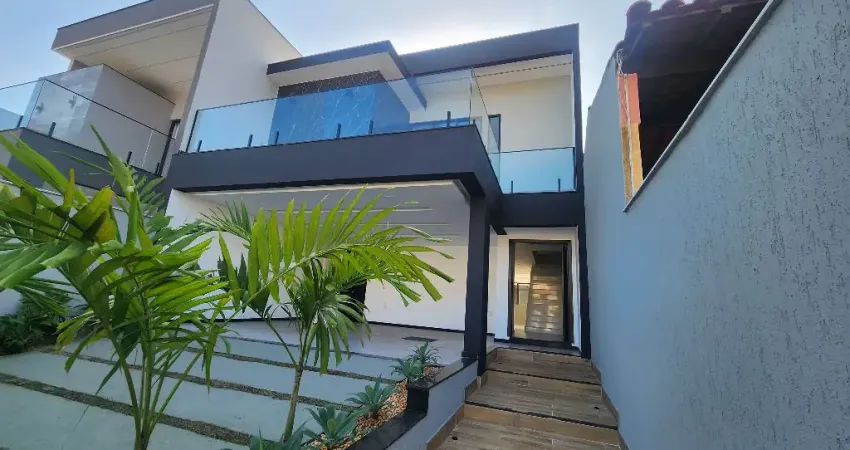 Excelente casa de primeira locação em ótima localização no seguro valorizado bairro de Camboinhas.