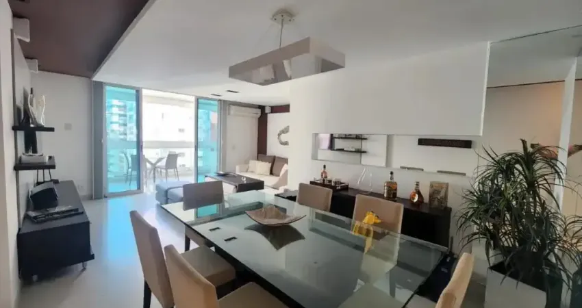 Excelente apartamento de 3 quartos sendo uma suíte e duas vagas em Icaraí