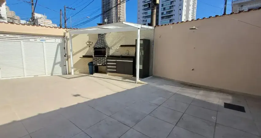 SOBRADO À VENDA – 2 DORMITÓRIOS COM PLANEJADOS | 130m² – MARAPÉ / SANTOS-SP