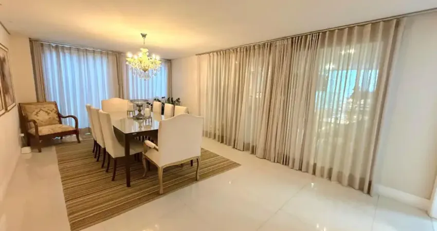 Linda Casa à Venda no Alphaville II Salvador – 5 Quartos | Porteira Fechada | 455 m² de Construção