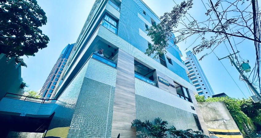 Studio com Varanda no Caminho das Árvores – Andar Alto – Ed. Facility Tower