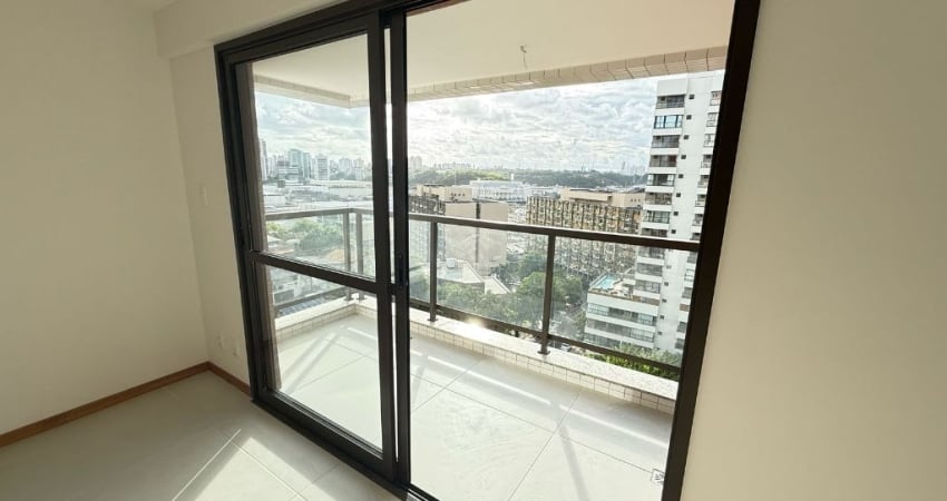 Quarto e Sala com Varanda à Venda no Facility View – Caminho das Árvores | Andar Alto | 24m²
