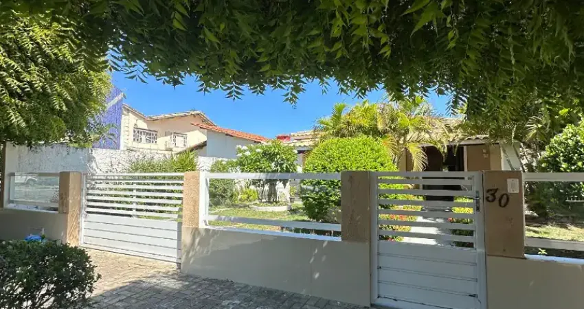 Stella maris | casa térrea  150m² construídos | 3/4 com 2 suítes | próxima à praia