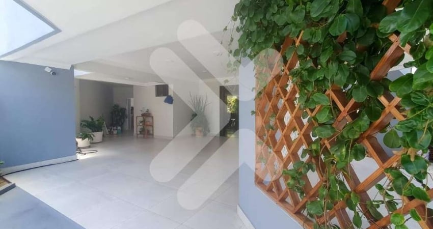 Casa à venda em Capim Macio (Natal/RN) | 5 suítes - 335m²