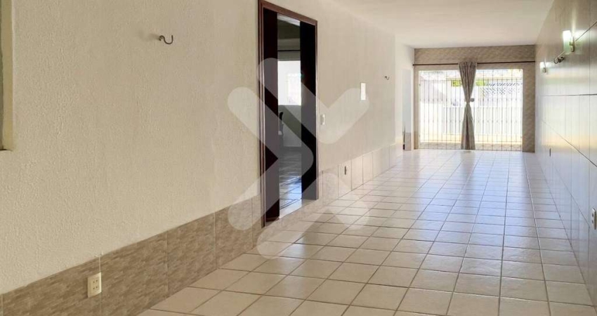 Casa ampla à venda em Pitimbu (Natal/RN) | 3 suítes, 232m²