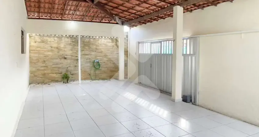 Casa à venda em Mirassol (Natal/RN) | 3 quartos, 136m²