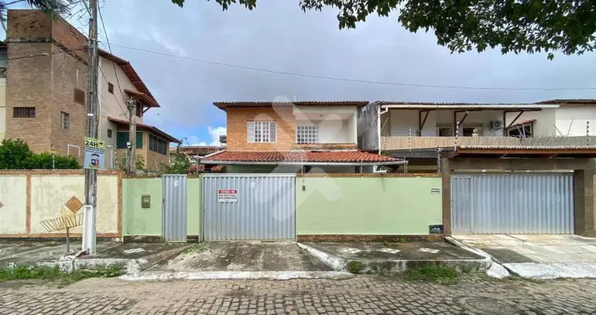 Casa com 3 quartos à venda na Rua do Rubi, 65, Lagoa Nova, Natal