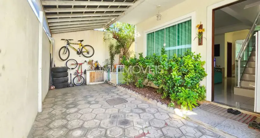 Casa com 2 quartos à venda na Estrada das Mirindibas, 139, Jardim Primavera, Duque de Caxias