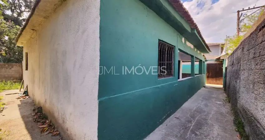 Casa com 2 quartos à venda na Rua Borborema, 25, Taquara, Duque de Caxias