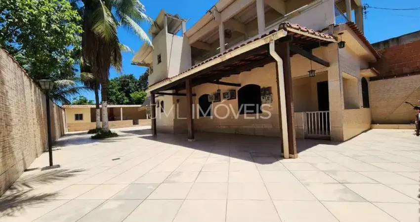 Casa com 3 quartos à venda na Avenida Barão do Rio Branco, 448, Vila Urussaí, Duque de Caxias