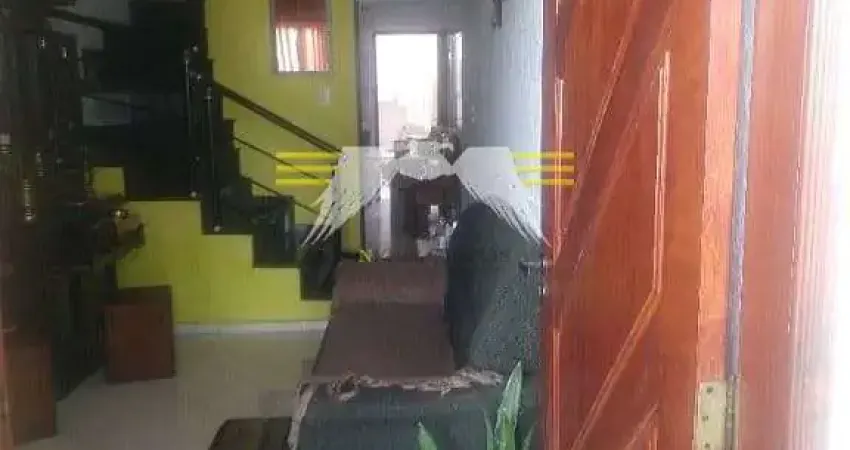 Sobrado de 80 m², 2 dormitórios, sendo 2 suítes, com 2 vagas de garagem, Localizado na Vila Formosa