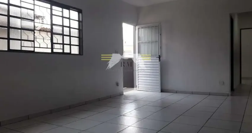 ** CASA INDEPENDENTE 3 DORM 70m² PARA LOCAÇÃO NO JARDIM VILA FORMOSA - 1.700,00 - Para Mais Informa