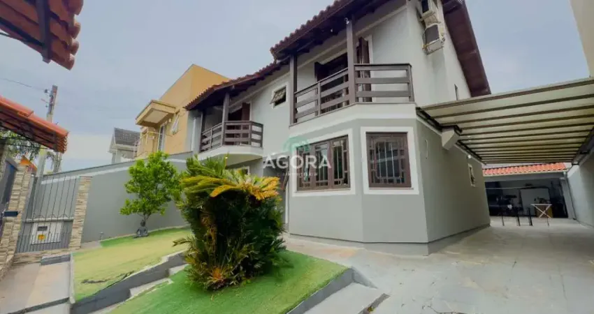 Sobrado de 4(quatro) dormitórios, sendo 1(uma) suíte no bairro moinhos de vento