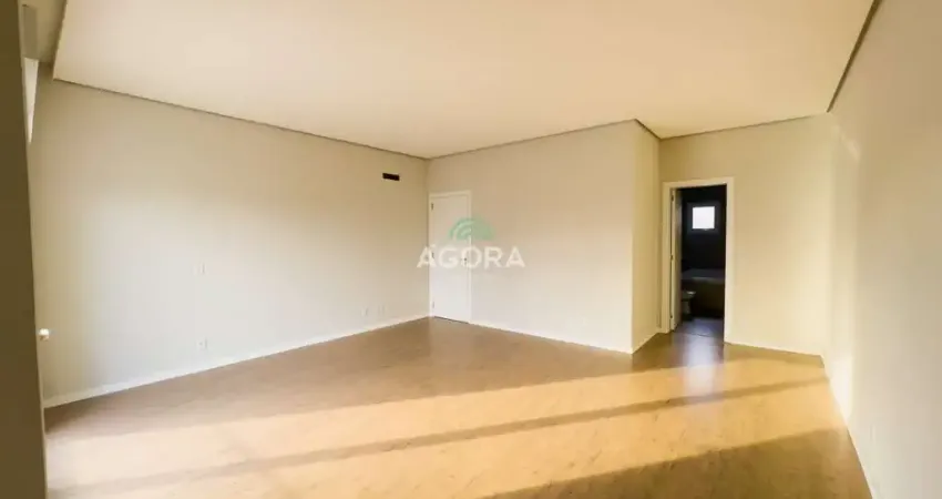 Sobrado moderno com 3 (três) dormitorios, localizado no bairro Mont Serrat.