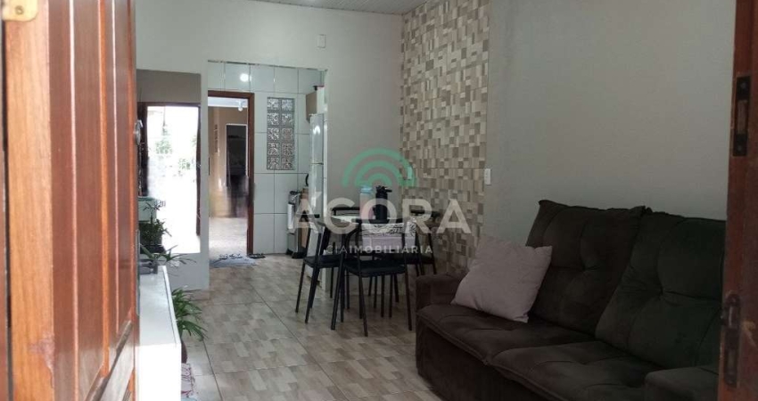 Casa térrea de 75m² com 2 (dois) dormitórios, localizada no bairro São José em Canoas.