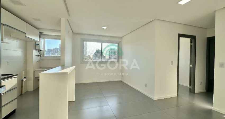 Excelente apartamento com 2 (dois) dormitórios, sendo 1 (uma) suíte, localizado no bairro Centro.