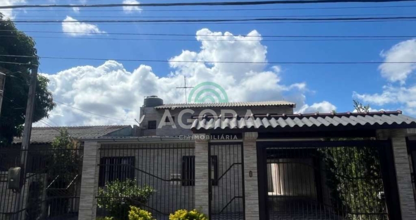 Sobrado de 236m² com 6 (seis) dormitórios, localizado no bairro Estância Velha.