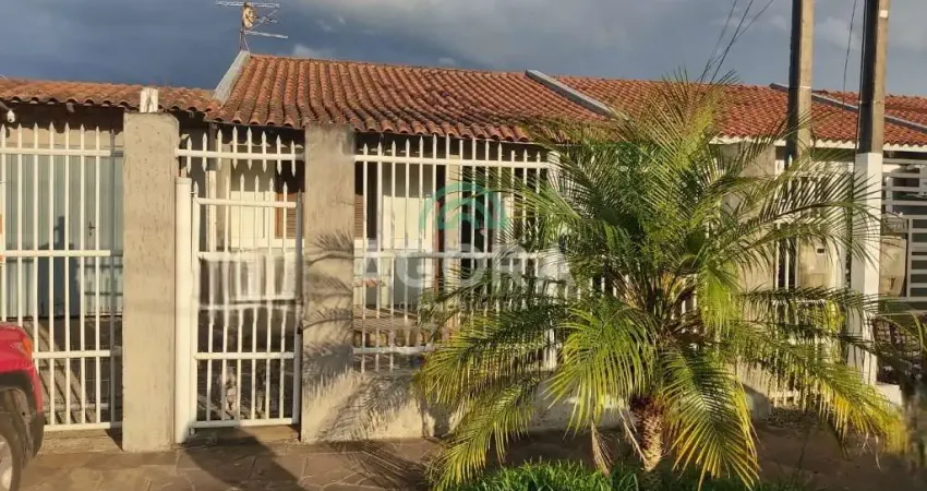Casa térrea com 2 (dois) dormitórios, localizada no bairro Ozanan.