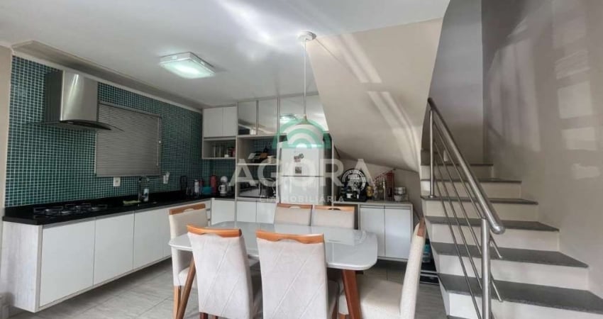 Lindo sobrado de 108,00m² e com 3 (três) dormitórios, localizado no bairro Igara.