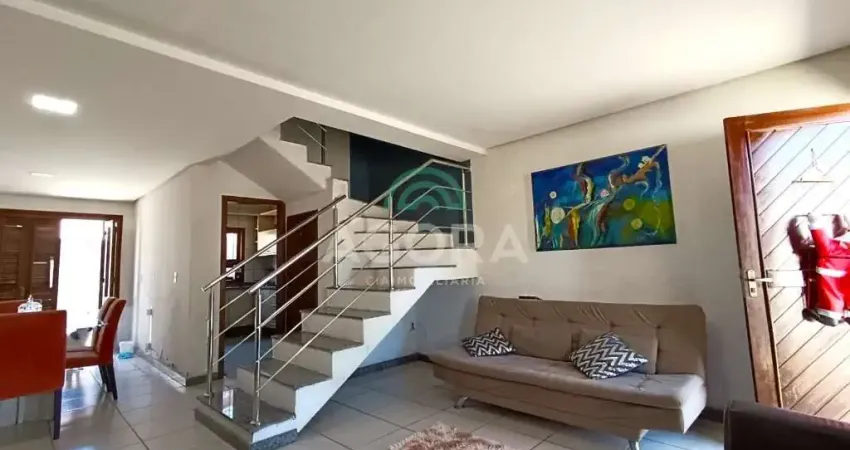 Sobrado em condomínio de 96,97m² com 2 (dois) dormitórios, localizado no bairro niterói.