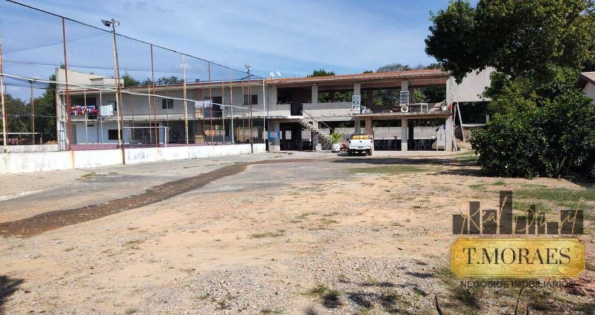 Chácara com Estrutura de Lazer, Piscina e Quadra Society à Venda no Itavuvu
