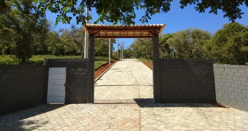 Chácara à venda em Conselheiro Lafaiete-MG, região do Topázio!