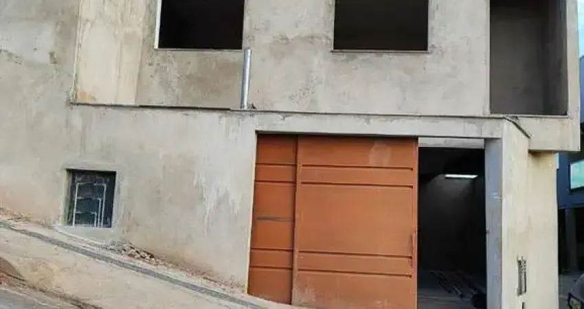 Casa à venda,  3 quartos, 1 suíte, 1 sala, 1 banheiro, 2 vagas de garagem  98m².
