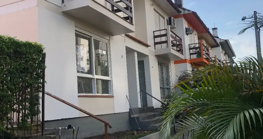 Casa com 3 quartos à venda no Santo Antônio, Porto Alegre 