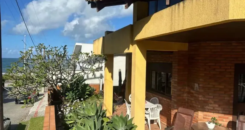 Casa com 4 quartos à venda no Itacolomi, Balneário Piçarras 