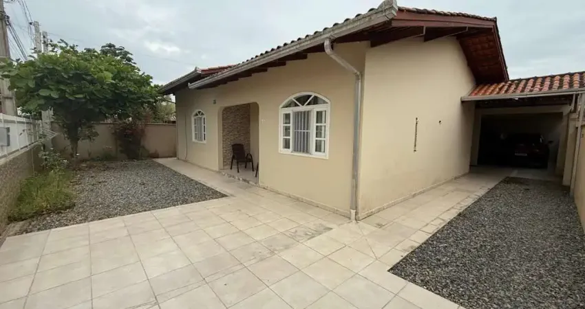 Casa de 130m² a Apenas 300m da Praia - Conforto, Lazer e Qualidade de Vida em Itajuba, Barra Velha