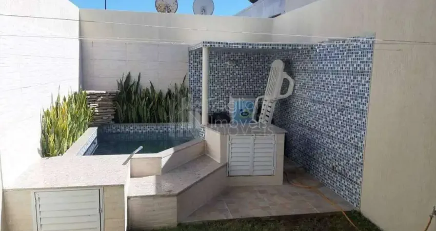Casa com 2 quartos à venda na Rua Rudy Alberto, 283, Vila Capri, Araruama