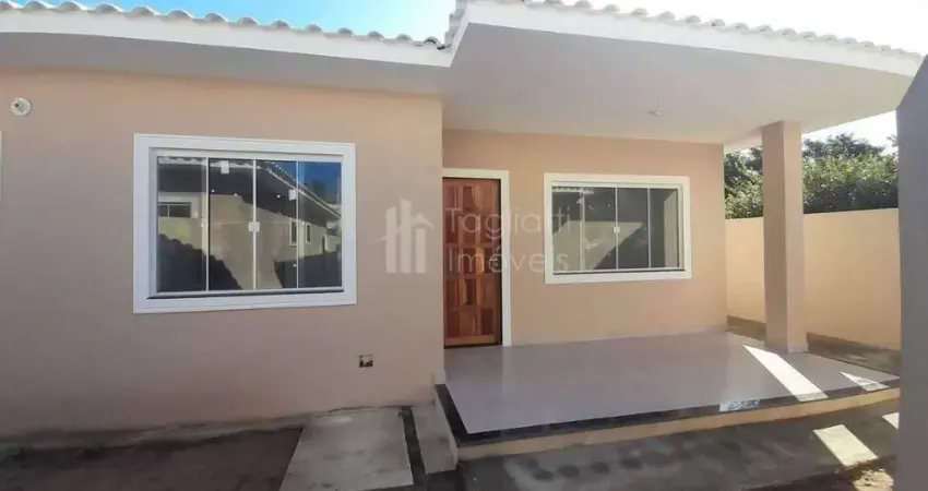 Casa com 3 quartos à venda na Rodovia Amaral Peixoto, 22, Parati, Araruama
